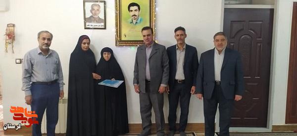 دیداری صمیمی با مادر شهید غریب و جاویدالاثر «ابراهیم سگوند» در خرم آباد