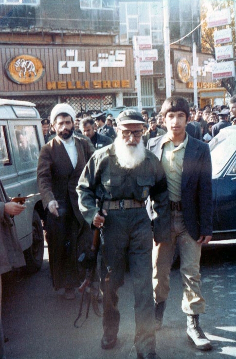 پیر محراب و مناجات در سنگر حماسه و جهاد