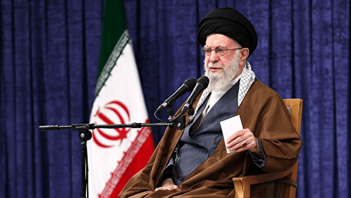 رهبر معظم انقلاب: زورگویی هرگز روی ملت ایران تأثیری نخواهد گذاشت رهبر معظم انقلاب: زورگویی هرگز روی ملت ایران تأثیری نخواهد گذاشت