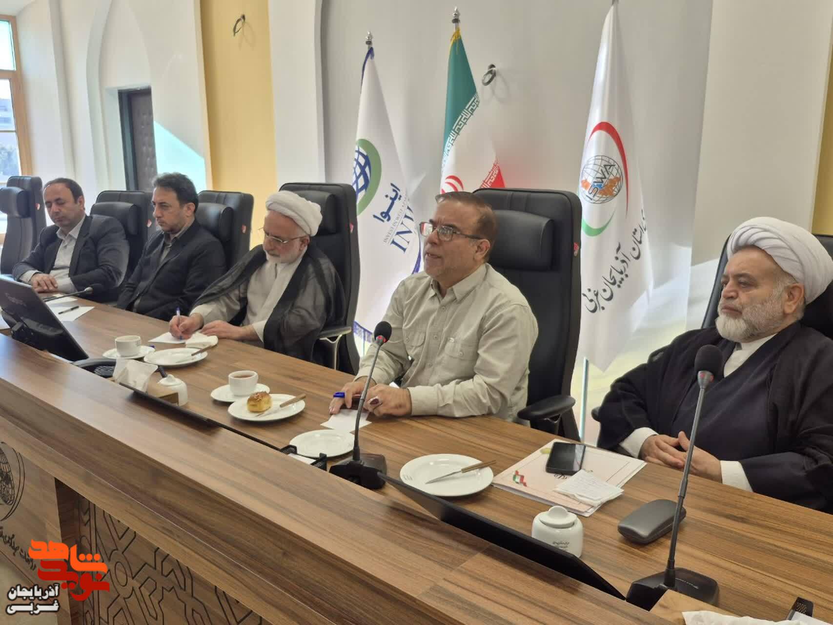 نشست صمیمی دبیر شورای مشاوران وزیران در امور ایثارگری در دانشگاه آزاد اسلامی نشست صمیمی دبیر شورای مشاوران وزیران در امور ایثارگری در دانشگاه آزاد اسلامی