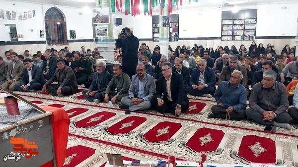 یادواره 8 شهید روستای گاوکش علیا برگزار شد