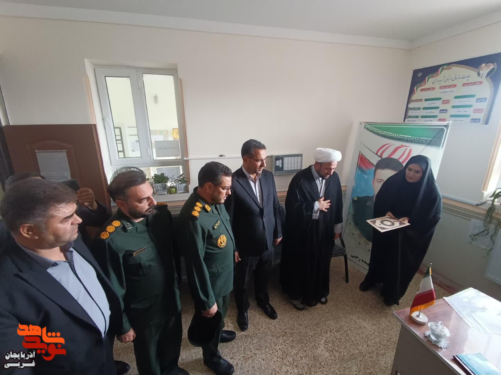 تجلیل ازخانواده شهدا در قالب طرح رهروان شهدا  در چالدران