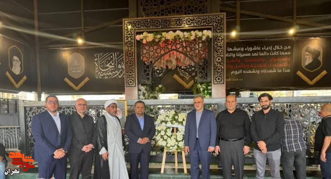 گزارش تصویری/ ادای احترام عباسعلی رضایی مدیرکل بنیاد شهید و امور ایثارگران تهران بزرگ به شهدای مقاومت