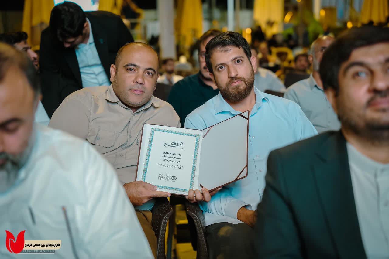 امضای تفاهم‌نامه «مثلث گردشگری مقاومت» میان کرمان، دزفول و یزد در جوار مزار حاج‌قاسم