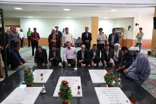 گرامیداشت یاد و خاطره شهدا در دانشگاه شهید باهنر «در جوار مزار شهدای گمنام»