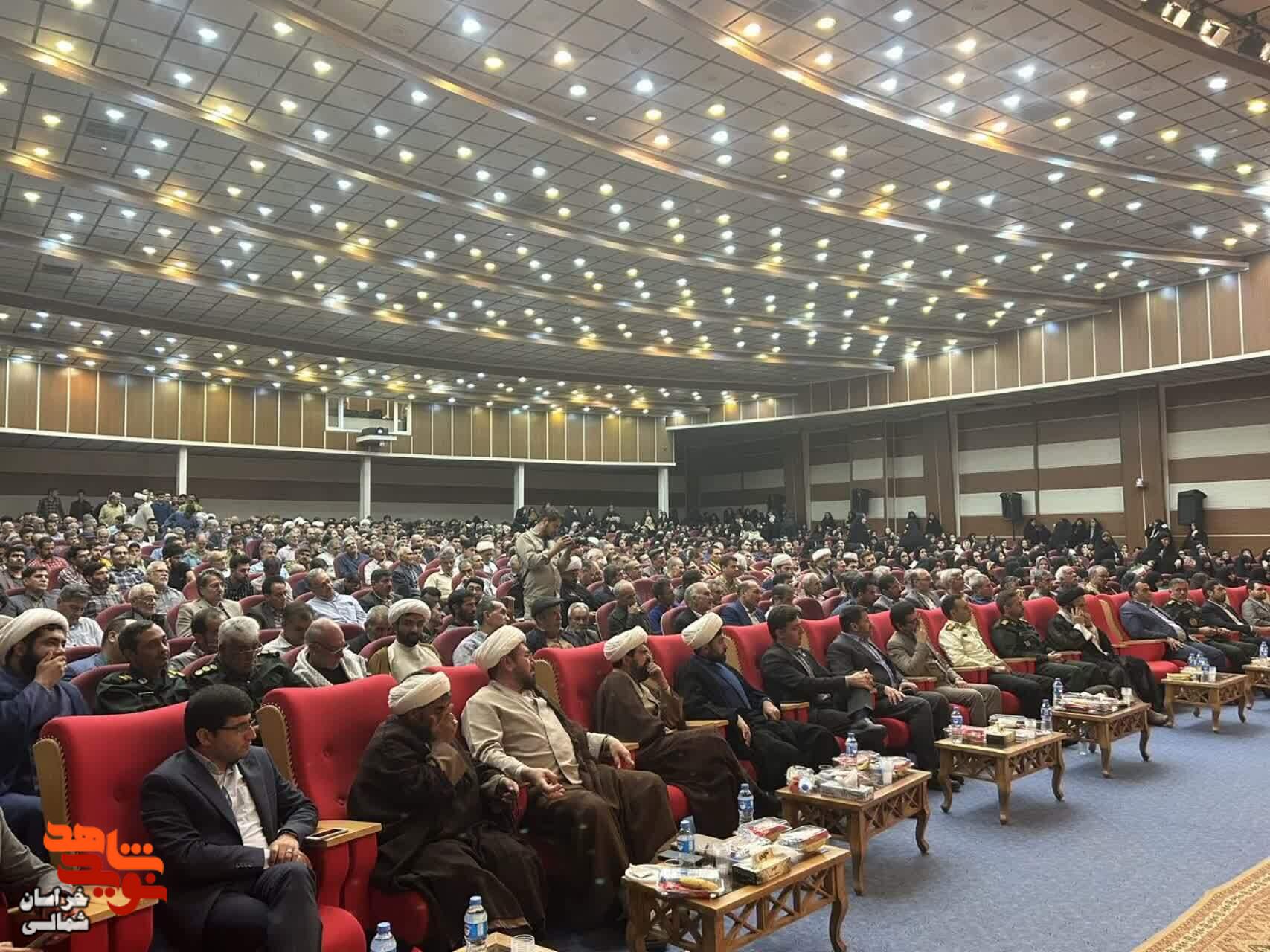 تصاویر/ دومین اجلاسیه شهدای شهرستان اسفراین