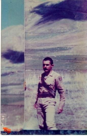 تصاویر به جا مانده از شهید «فرهاد رست»