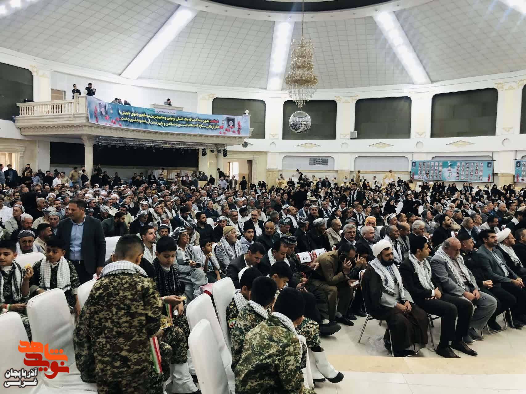 مراسم اجلاسیه ۵۱۲ شهید والامقام شهرستان پیرانشهر مراسم اجلاسیه ۵۱۲ شهید والامقام شهرستان پیرانشهر