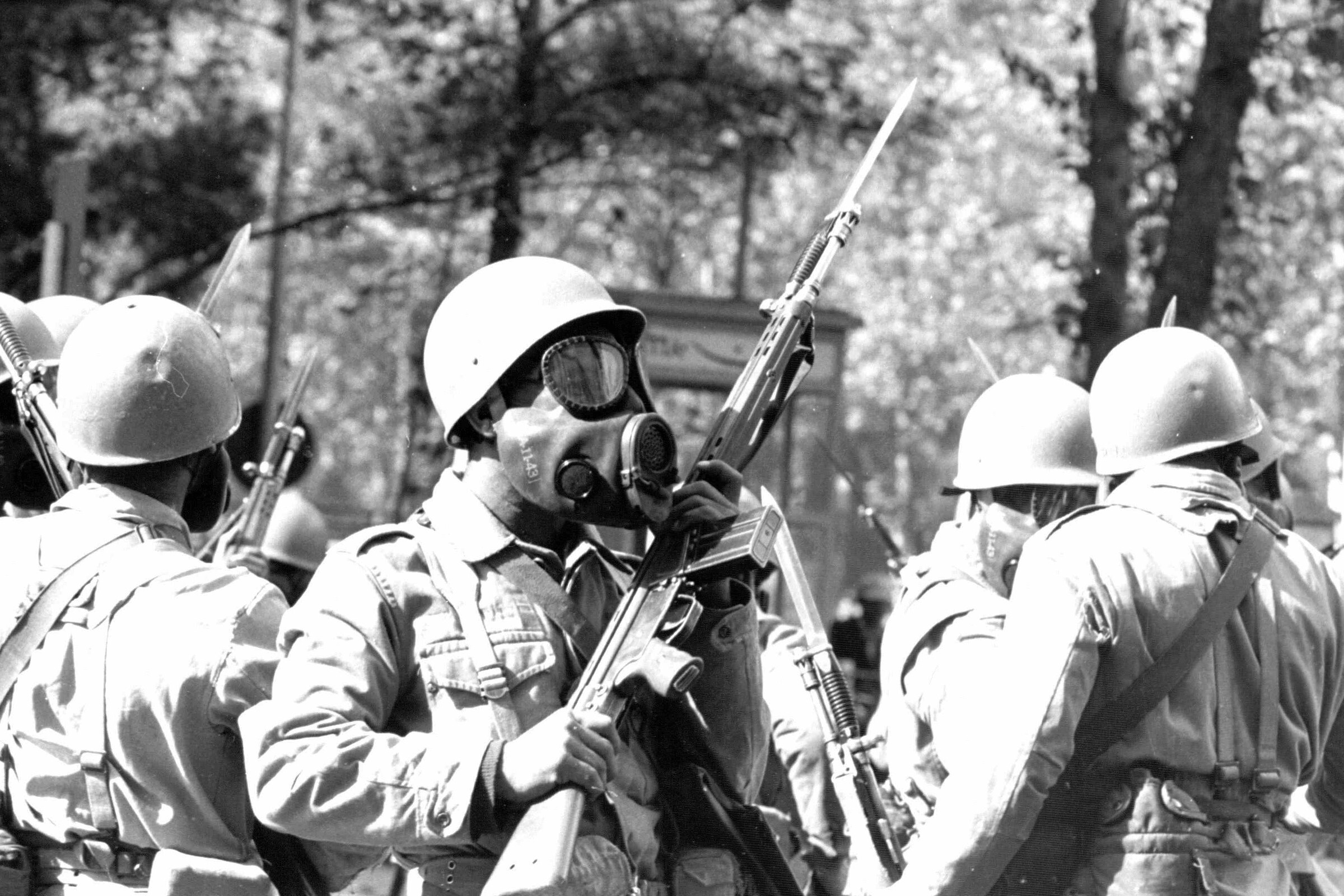 ۱۳ آبان ۵۷؛ روزی که مسیر تاریخ را تغییر داد