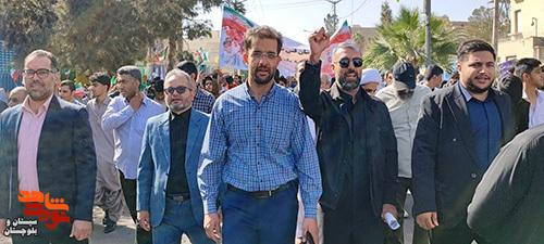 یوم‌الله ۱۳ آبان با حضور کارکنان بنیاد شهید و امورایثارگران در زاهدان