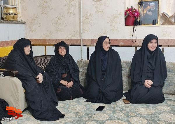 مدیرکل بنیاد شهید لرستان با خانواده شهید «محمدکریم دکامی» دیدار کرد مدیرکل بنیاد شهید لرستان با خانواده شهید «محمدکریم دکامی» دیدار کرد