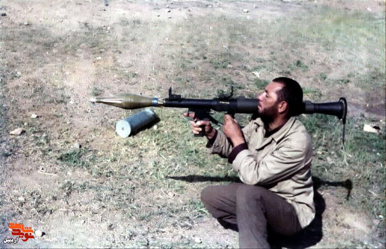 آلبوم تصاویر شهید «صفت‌الله کاشفی برندق» منتشر شد