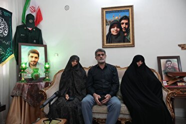 عزت و استقلال امروز کشور ثمره خون شهداست