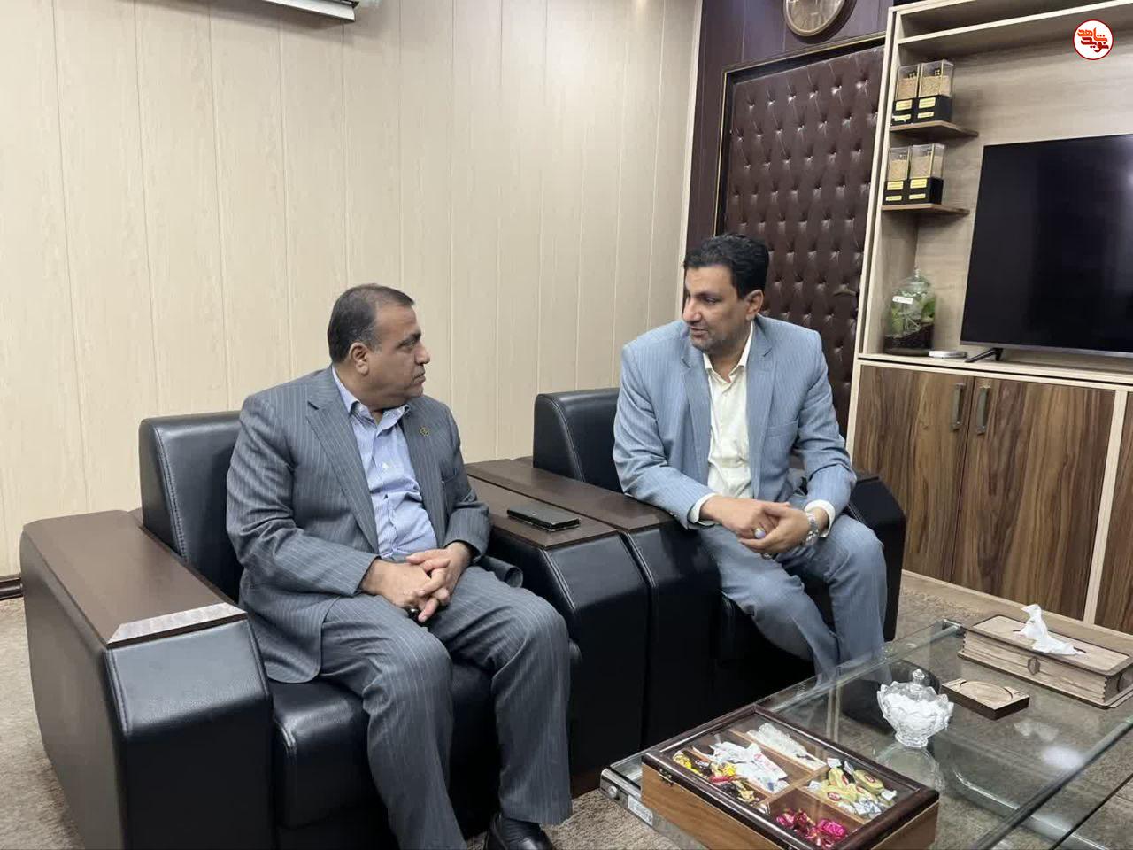 مدیرکل بنیاد شهید با مدیرکل غله و خدمات بازرگانی خوزستان دیدار کرد
