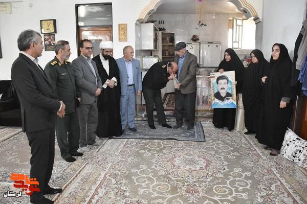 دیدار مدیرکل بنیاد شهید لرستان با ایثارگران شهرستان چگنی