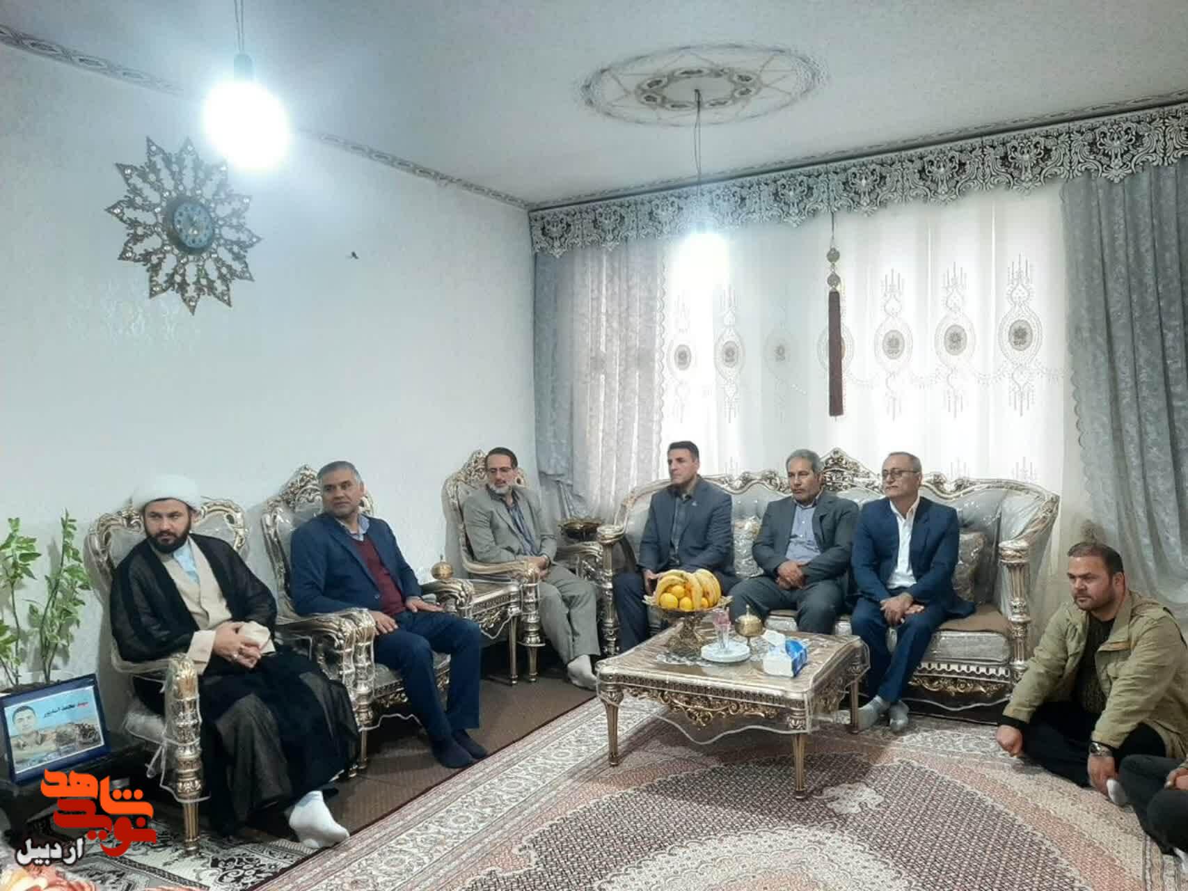 دیدار از خانواده‌های معظم شهدا در شهرستان بیله‌سوار + عکس