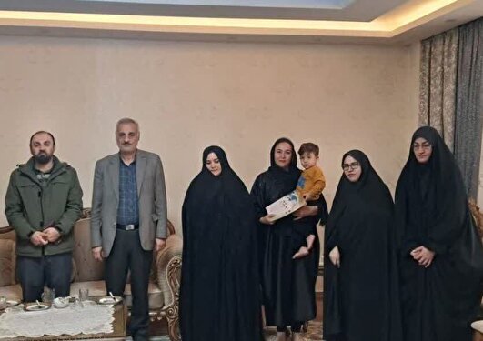 تلاش می‌کنم از حضرت زینب (س) الگوبرداری کنم