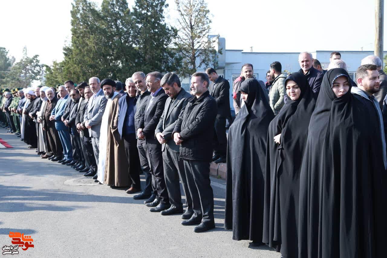 استقبال باشکوه تبریز از چهار شهید گمنام تازه‌تفحص‌شده دفاع مقدس