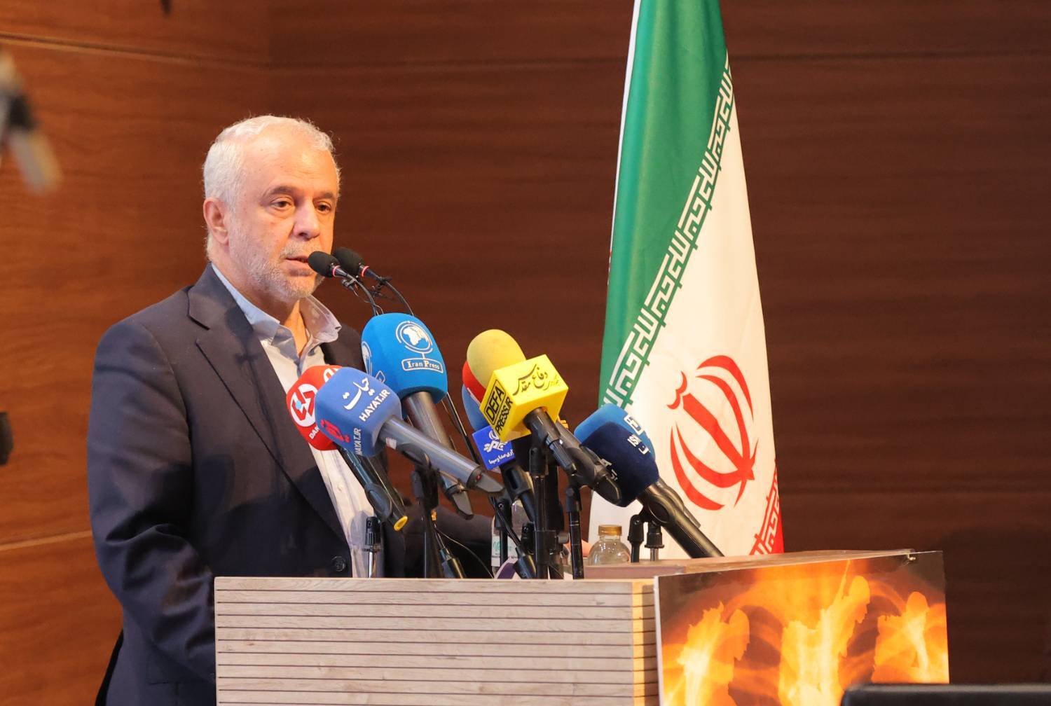 جانبازان شیمیایی سفیران صلح جهانی‌اند / جهان باید علیه سلاح‌های شیمیایی متحد شود