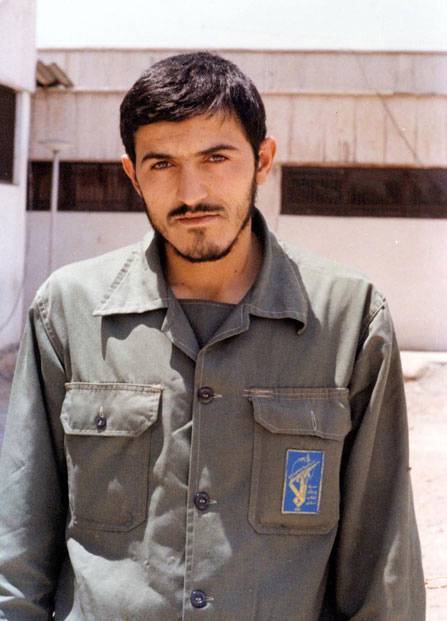 خورشید هور، خیبرشکن مجنون