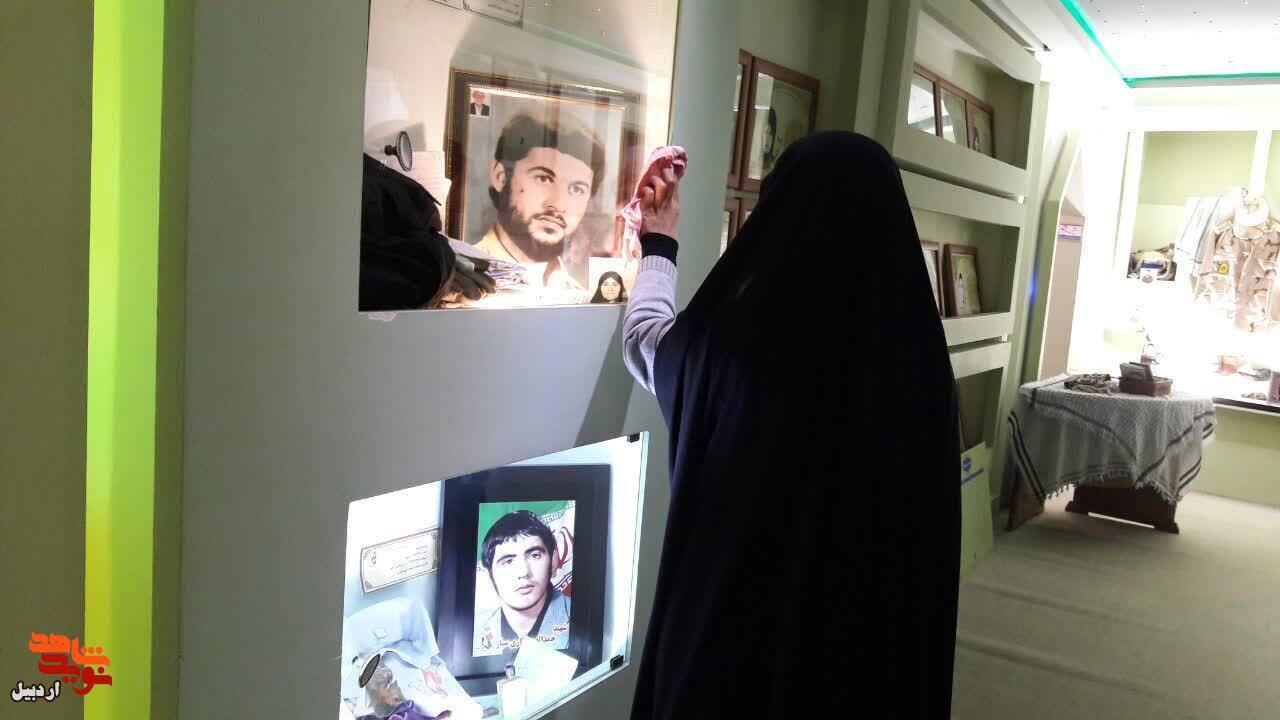 غبار روبی و عطر افشانی موزه شهدای اردبیل