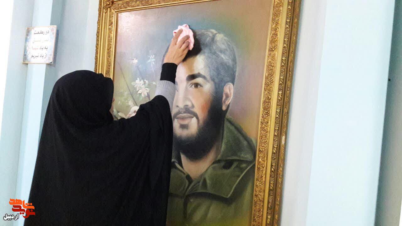 غبار روبی و عطر افشانی موزه شهدای اردبیل