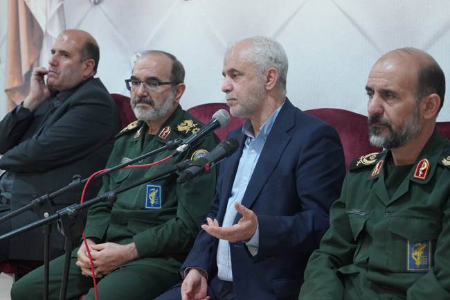 خدمت به خانواده شهدا، توفیق و وظیفه ماست/ در خدمترسانی به خانواده شهدا هیچ فاصلهای بین بنیاد شهید و سپاه وجود ندارد خدمت به خانواده شهدا، توفیق و وظیفه ماست/ در خدمترسانی به خانواده شهدا هیچ فاصلهای بین بنیاد شهید و سپاه وجود ندارد