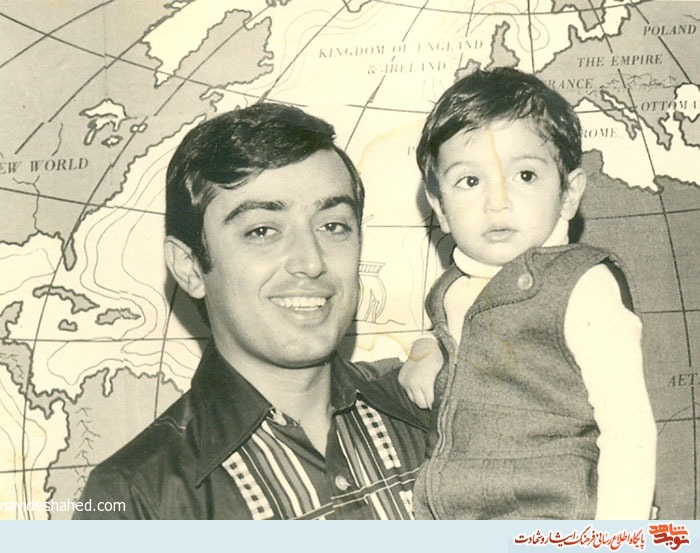 تمامِ میهنی‌ای پیکرِ دو نیم شده!.