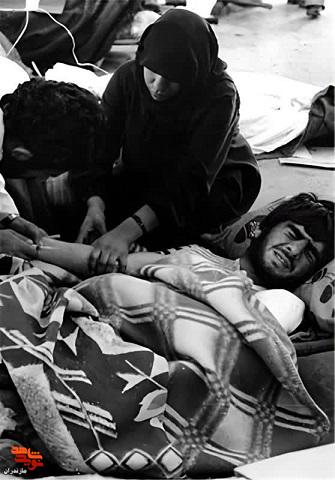 تصاویری از امدادگران و پزشکان دوران دفاع مقدس