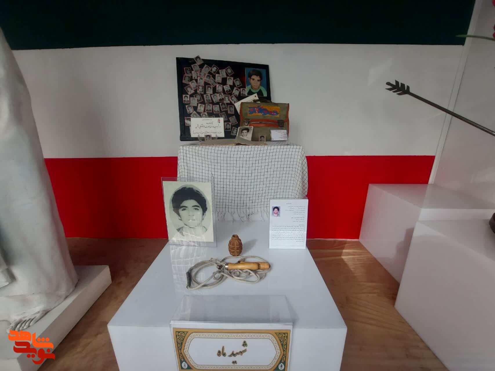 دانش‌آموز شهید در قاب ویترین «شهید ماه» نمایان شدند