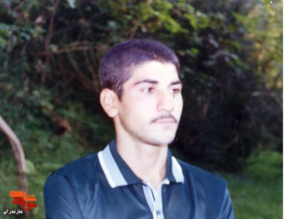 پایگاه به او اجازه رفتن نمیداد؛ چون قدّش کوتاه بود