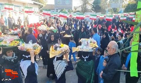 تصاویر/ آئین وداع دانش آموزان بابلسر با پیکر‌های مطهر شهدای گمنام