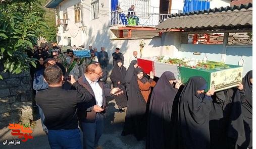 تصاویر/ وداع دانش آموزان رامسر با پیکر‌های ۳ شهید گمنام