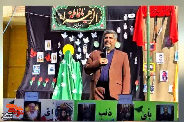 یادواره شهدا در مدرسه همت چابهار برگزار شد یادواره شهدا در مدرسه همت چابهار برگزار شد