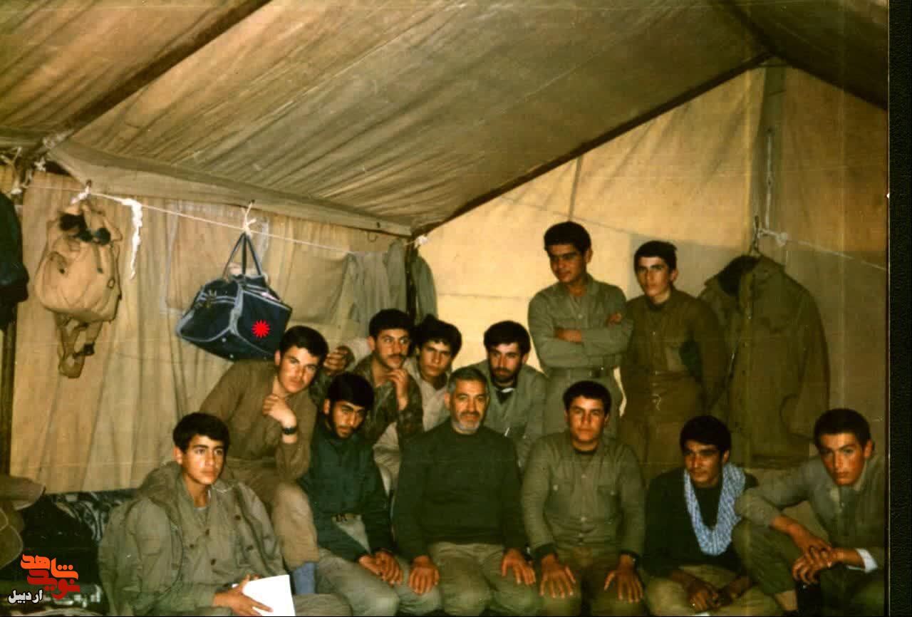 آلبوم تصاویر شهید «جبرائیل رحیمی» منتشر شد