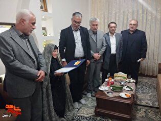 دیدار با مادر شهید «عادل ابراهیمی نیاری» در اردبیل