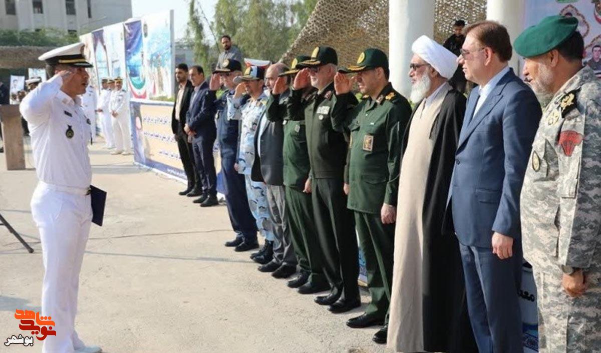 تجلیل از خانواده های شاهد و ایثارگر نیرو دریایی ارتش