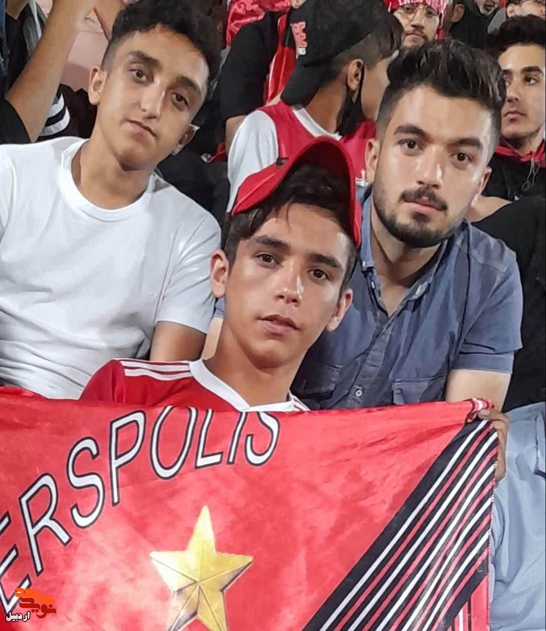 تصویر شهید اقتدار اردبیلی بر پیراهن بازیکن پرسپولیس تهران+ عکس