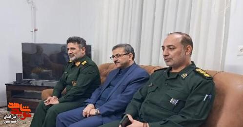 دیدار و تجلیل فرمانده سپاه حضرت جوادالائمه (ع) خراسان شمالی از خانواده شهدا+ تصاویر