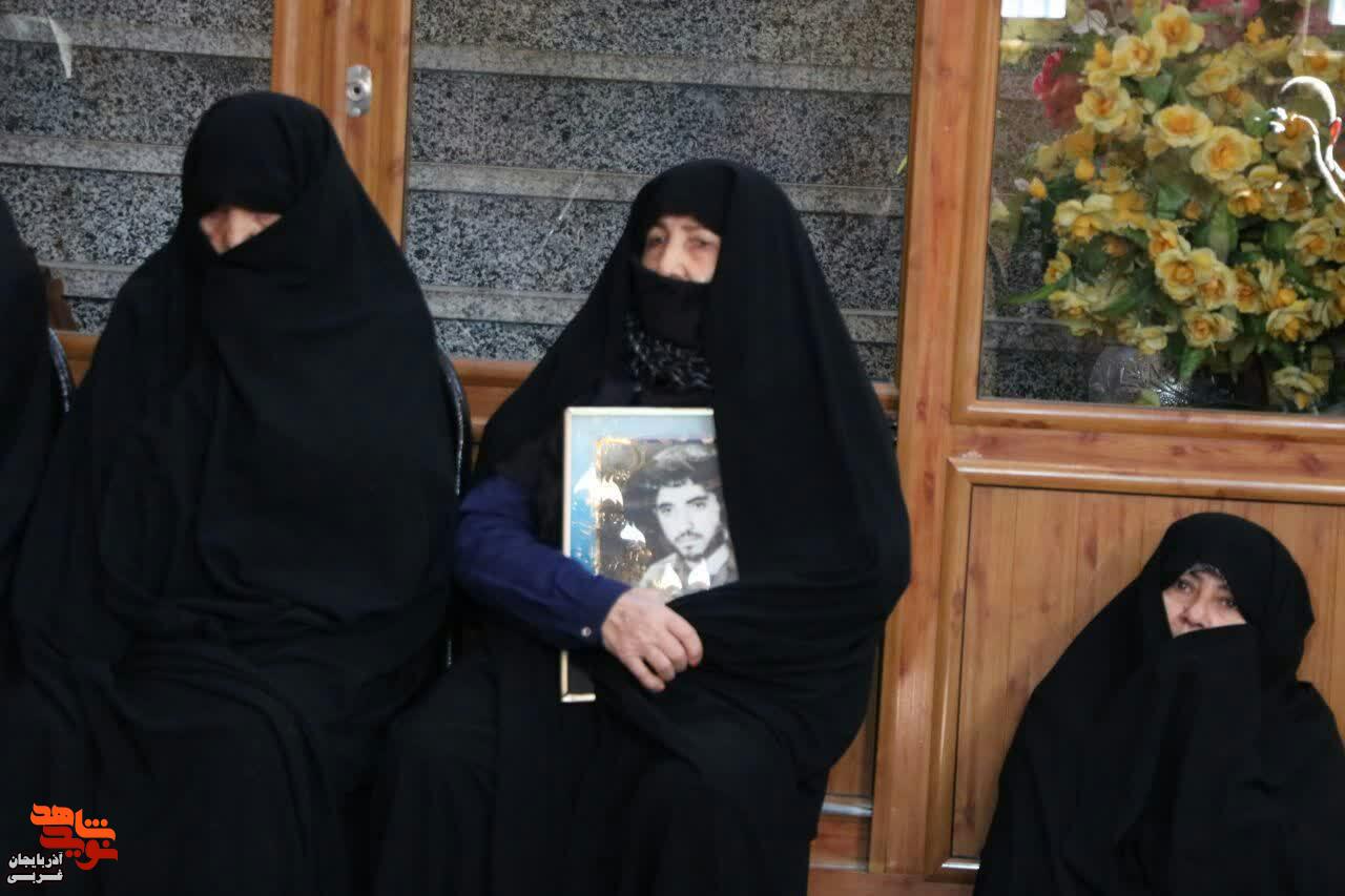 مراسم شکوه ایثار و تکریم از مادران و همسران شهدا در محل امامزاده سید بهلول شهرستان خوی