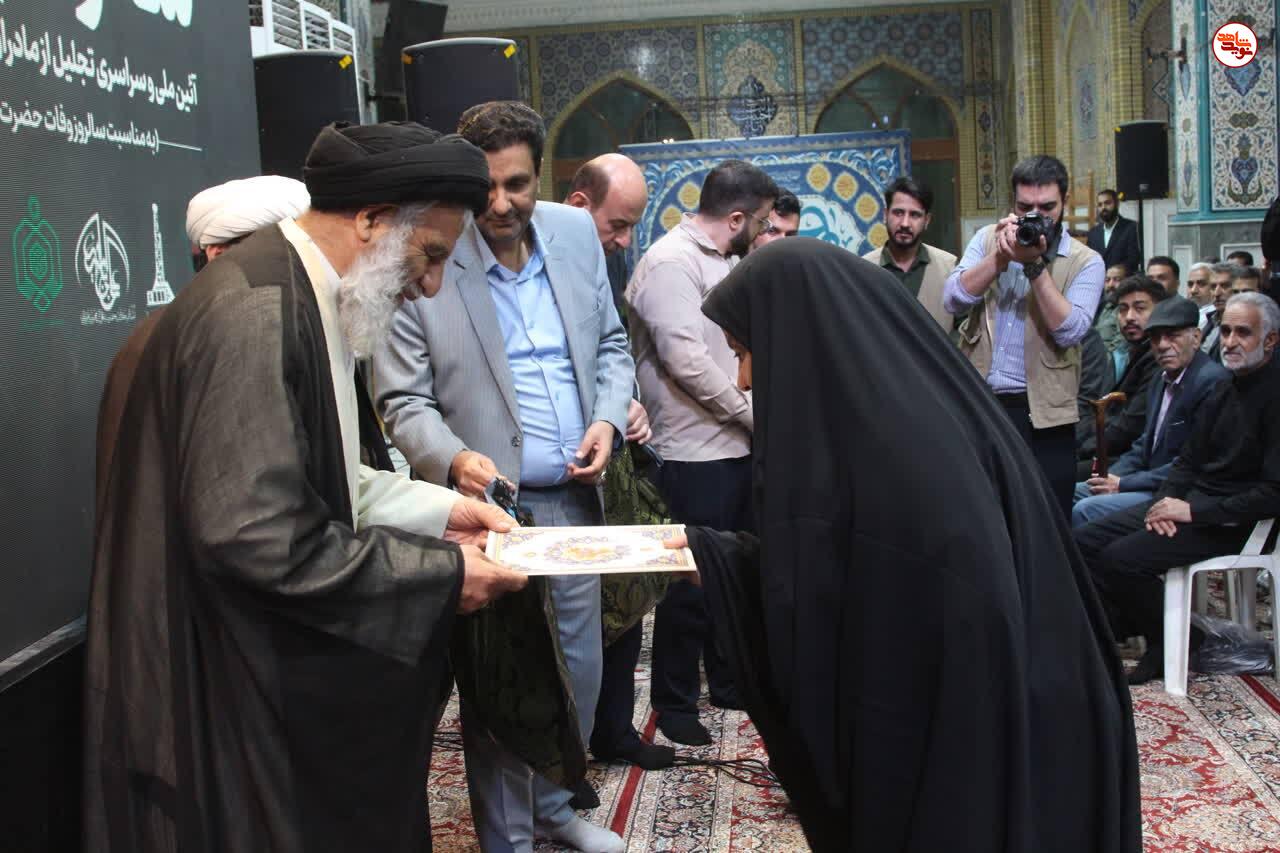 آیین شکوه ایثار تجلیل از مادران و همسران شهدا در اهواز برگزار شد