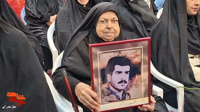 تصاویر/ مراسم تکریم مادران و همسران شهدا به مناسبت وفات حضرت اُمّ‌البنین (س) در محمود آباد