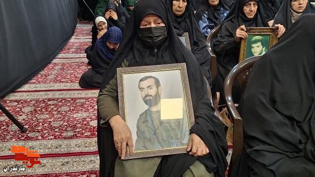 تصاویر/ مراسم تکریم مادران و همسران شهدا به مناسبت وفات حضرت اُمّ‌البنین (س) در محمود آباد