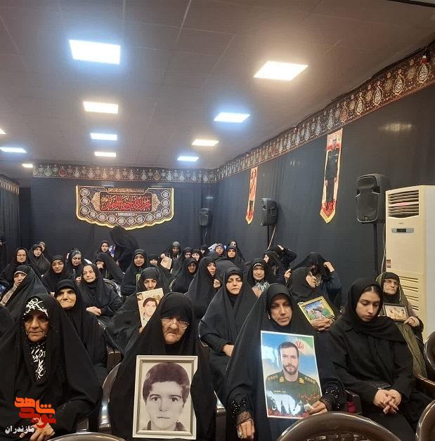 تصاویر/ مراسم تکریم مادران و همسران شهدا به مناسبت وفات حضرت اُمّ‌البنین (س) در محمود آباد