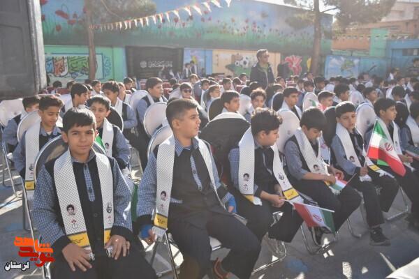 نواخته شدن زنگ ایثار و مقاومت به مناسبت هفته بسیج