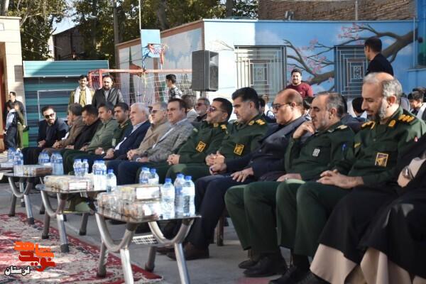 نواخته شدن زنگ ایثار و مقاومت به مناسبت هفته بسیج