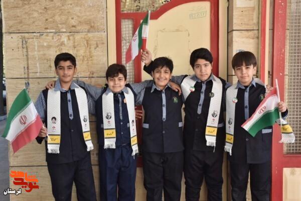 نواخته شدن زنگ ایثار و مقاومت به مناسبت هفته بسیج