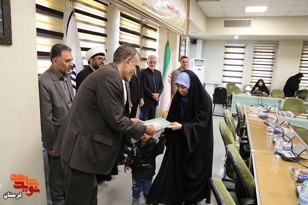 شهیدان، انسان‌هایی برگزیده و سربازان راه حق بودند