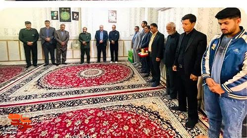 تجلیل از خانواده شهید«یونس صیاد اربابی» به مناسبت سالروز میلاد حضرت زهرا(س)
