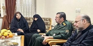 سرهنگ سلامی: یاد شهیدان، ضامن عزت و نورانیت جامعه است سرهنگ سلامی: یاد شهیدان، ضامن عزت و نورانیت جامعه است